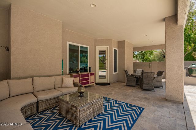 5020 S MCCLELLAND Drive, Chandler, AZ 85248