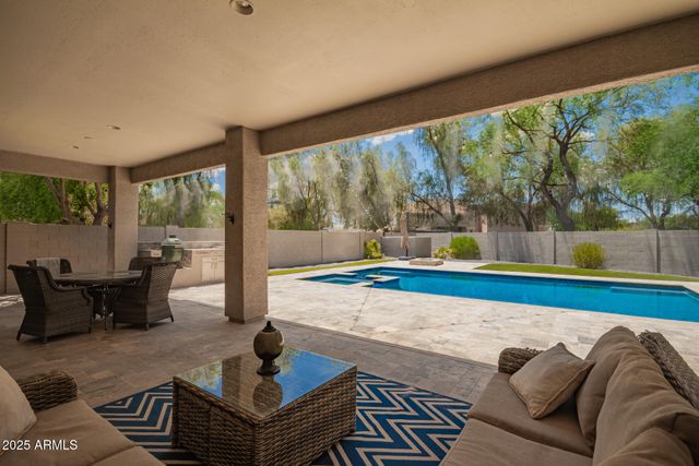 5020 S MCCLELLAND Drive, Chandler, AZ 85248