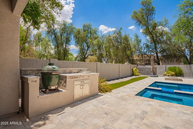 5020 S MCCLELLAND Drive, Chandler, AZ 85248