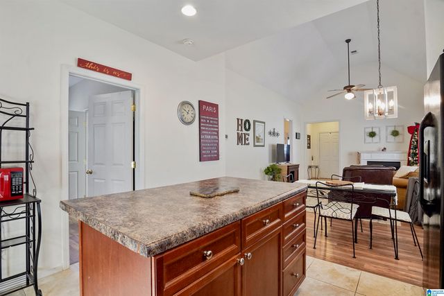 1048 ALDEN GLEN DRIVE, Moody, AL 35004