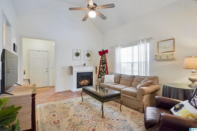 1048 ALDEN GLEN DRIVE, Moody, AL 35004