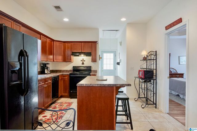 1048 ALDEN GLEN DRIVE, Moody, AL 35004