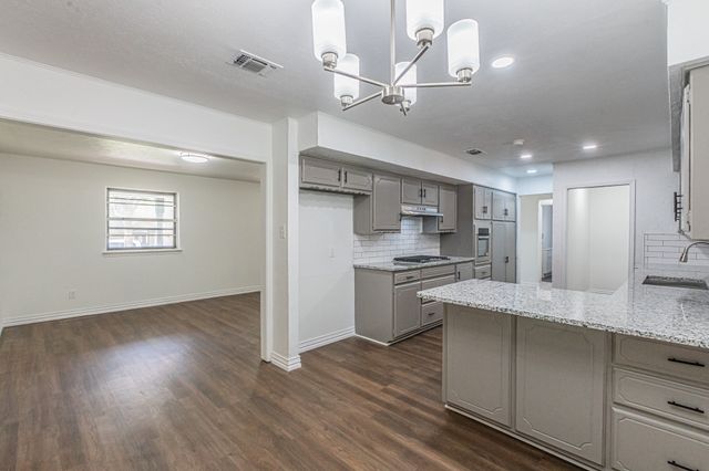 1017 Arlena Drive, Arlington, TX 76012