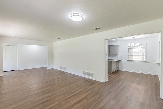 1017 Arlena Drive, Arlington, TX 76012