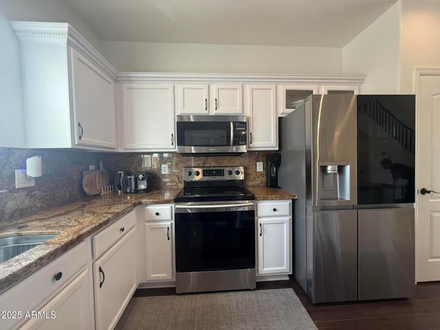 1293 E Walnut Road, Gilbert, AZ 85298