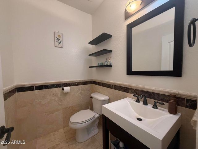 1293 E Walnut Road, Gilbert, AZ 85298