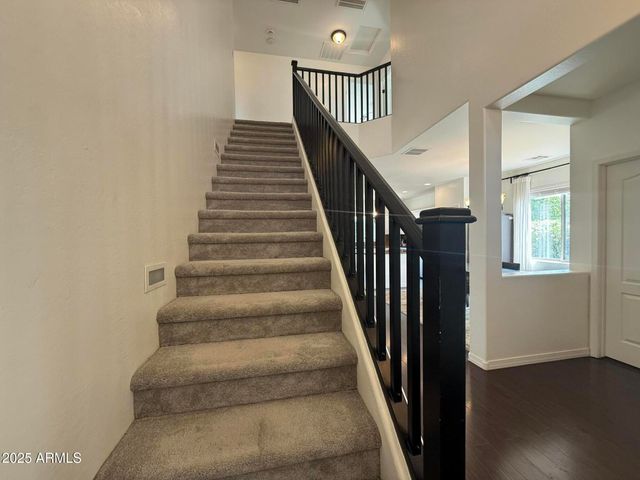 1293 E Walnut Road, Gilbert, AZ 85298