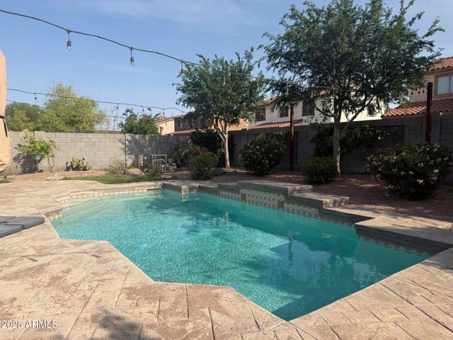 1293 E Walnut Road, Gilbert, AZ 85298
