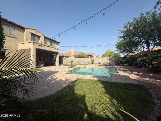 1293 E Walnut Road, Gilbert, AZ 85298
