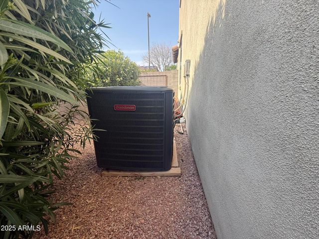1293 E Walnut Road, Gilbert, AZ 85298