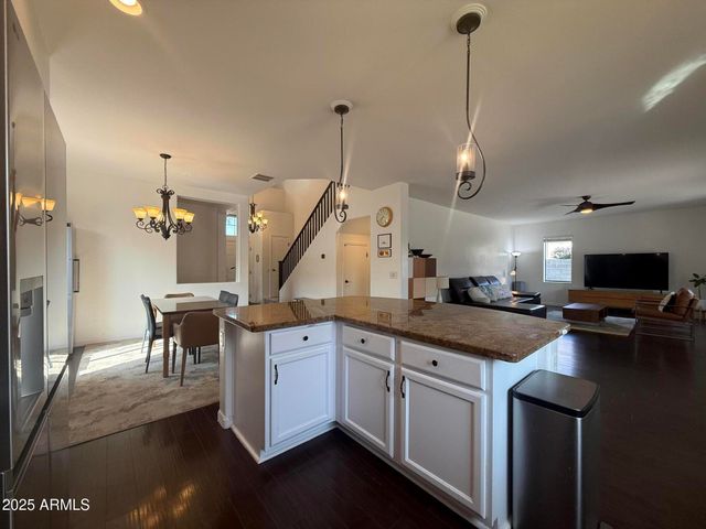 1293 E Walnut Road, Gilbert, AZ 85298