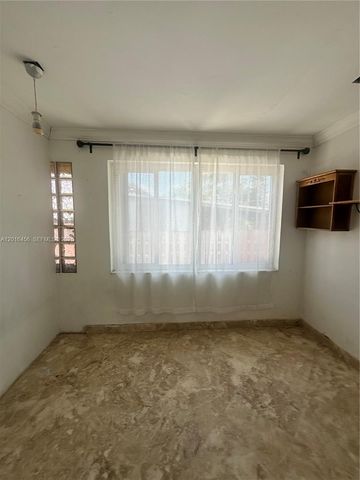 1427 N 26th Ave, Hollywood, FL 33020