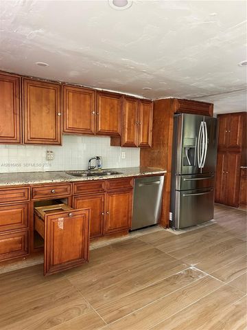 1427 N 26th Ave, Hollywood, FL 33020