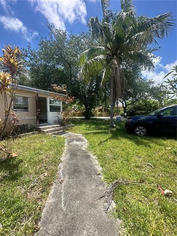 1427 N 26th Ave, Hollywood, FL 33020