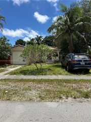 1427 N 26th Ave, Hollywood, FL 33020