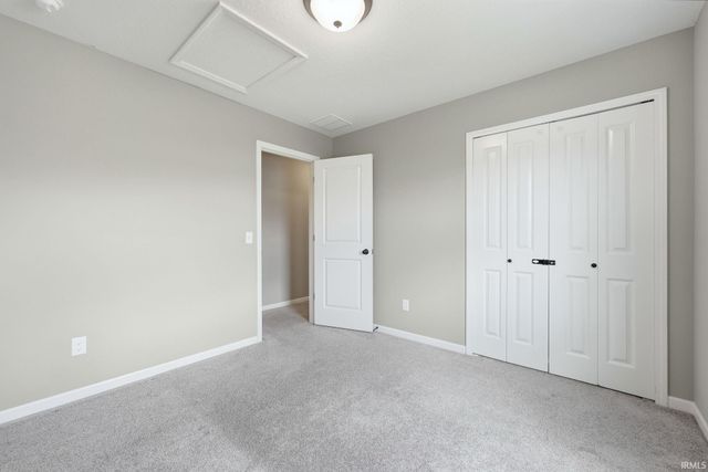 1513 Grasberg Cove, Fort Wayne, IN 46845
