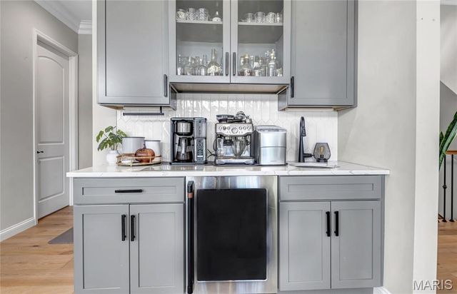 1016 Bellevaux Place, St Charles, MO 63301