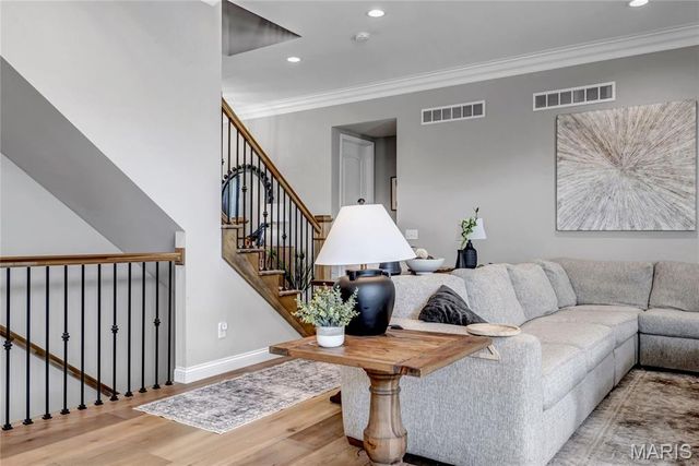 1016 Bellevaux Place, St Charles, MO 63301