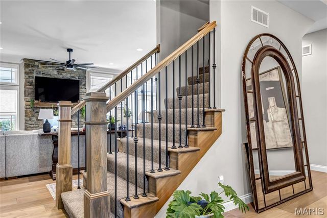 1016 Bellevaux Place, St Charles, MO 63301