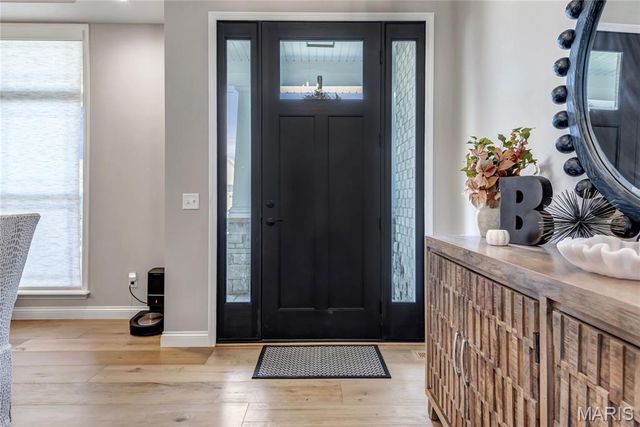 1016 Bellevaux Place, St Charles, MO 63301