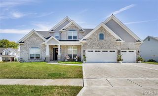 1016 Bellevaux Place, St Charles, MO 63301