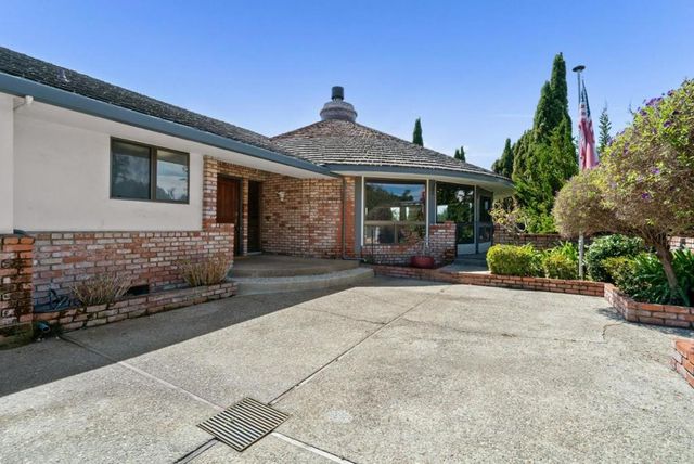 48 Pasatiempo Drive, Santa Cruz, CA 95060