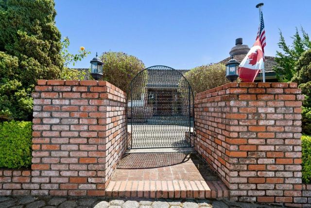 48 Pasatiempo Drive, Santa Cruz, CA 95060