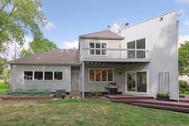 408 Turnpike Road, Golden Valley, MN 55416