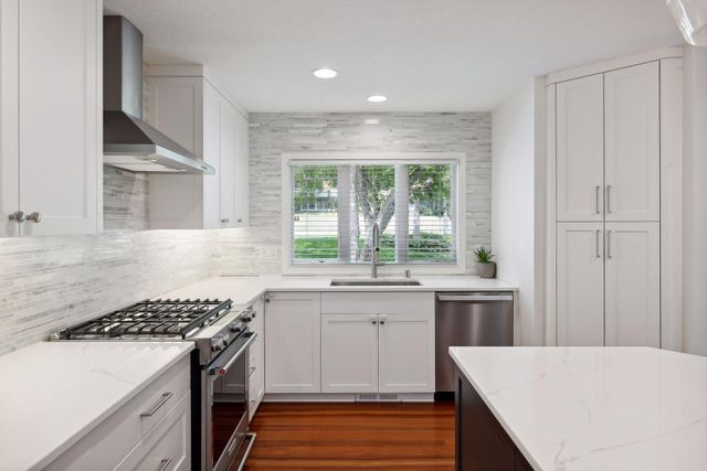 408 Turnpike Road, Golden Valley, MN 55416