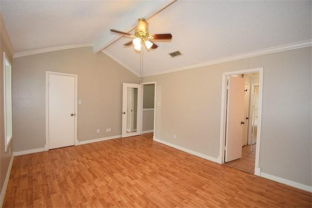 9323 Westwood Village Drive 6, Houston, TX 77036