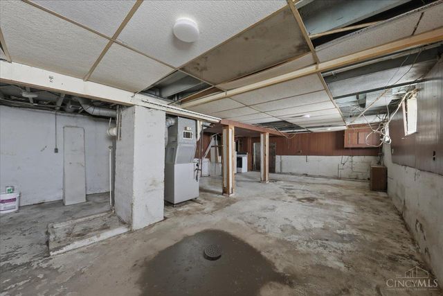 6801 Fairpark Avenue, Cincinnati, OH 45216