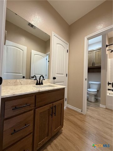 8000 Fm 2484, Salado, TX 76571