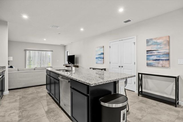843 Persimmon Place, Fort Pierce, FL 34981