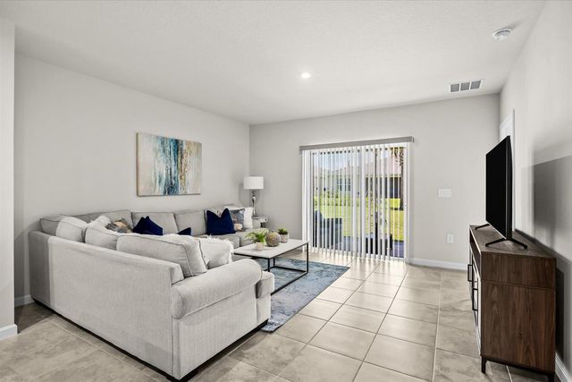 843 Persimmon Place, Fort Pierce, FL 34981