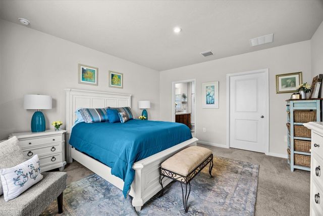 843 Persimmon Place, Fort Pierce, FL 34981