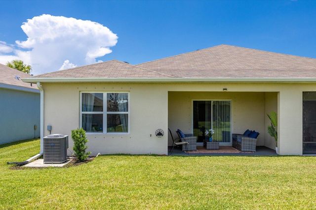 843 Persimmon Place, Fort Pierce, FL 34981