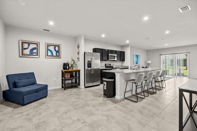 843 Persimmon Place, Fort Pierce, FL 34981
