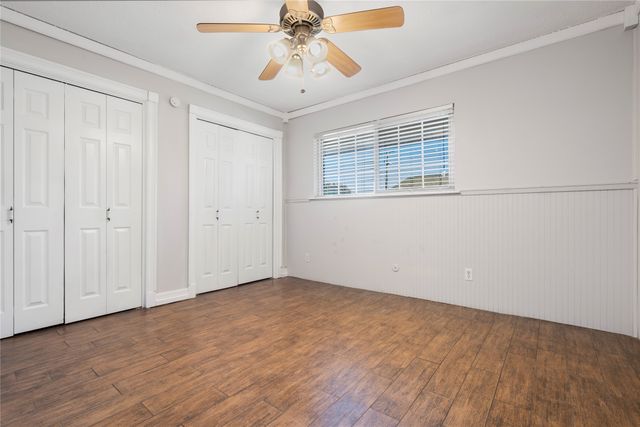 1207 W Wall Street 4, Grapevine, TX 76051