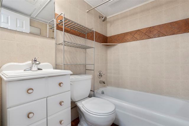 1207 W Wall Street 4, Grapevine, TX 76051
