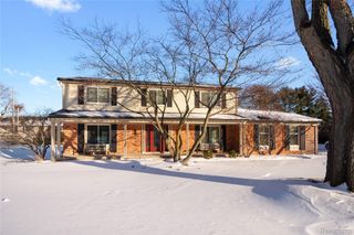 30586 Club House Lane, Farmington Hills, MI 48334