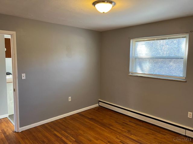 1002 Winfield Avenue, Cincinnati, OH 45205