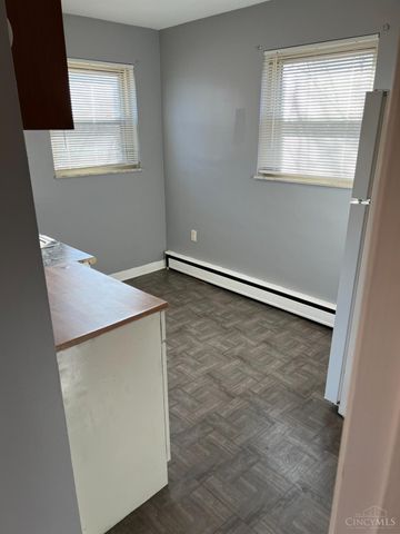 1002 Winfield Avenue, Cincinnati, OH 45205