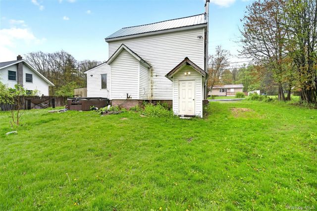 41 Rock Ridge Avenue, Monticello, NY 12701