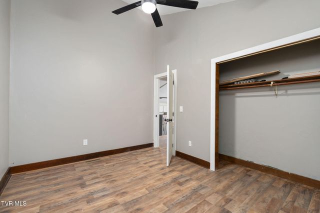 114 Whisperwood Lane, Johnson City, TN 37601