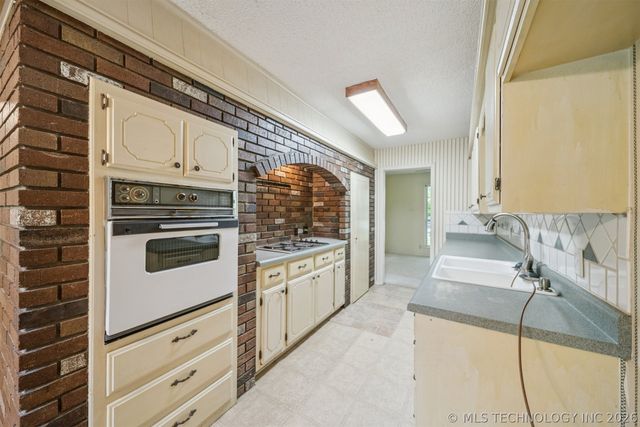 409 N Elder Avenue, Broken Arrow, OK 74012