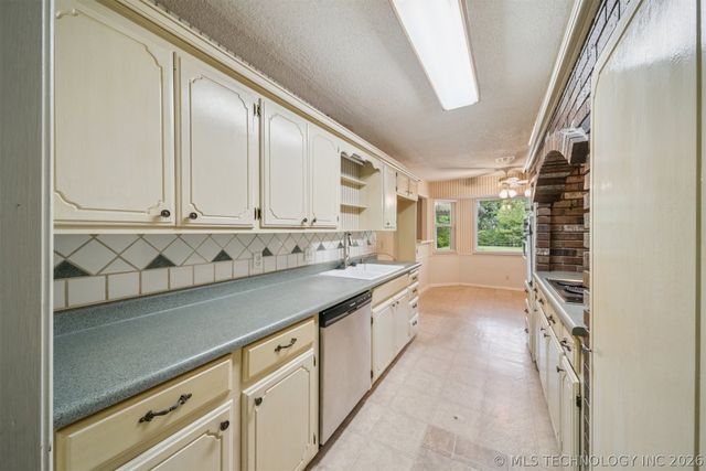 409 N Elder Avenue, Broken Arrow, OK 74012