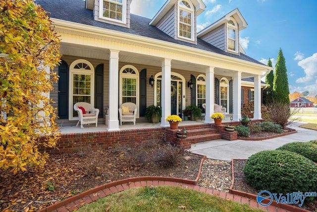506 Mulberry Road, Hazel Green, AL 35750