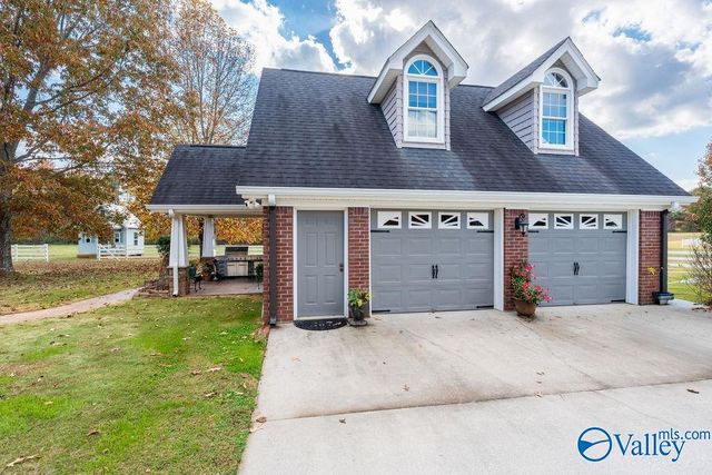 506 Mulberry Road, Hazel Green, AL 35750