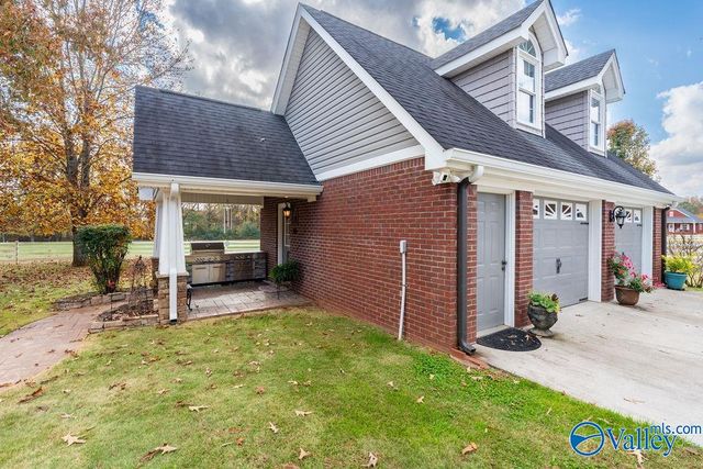 506 Mulberry Road, Hazel Green, AL 35750