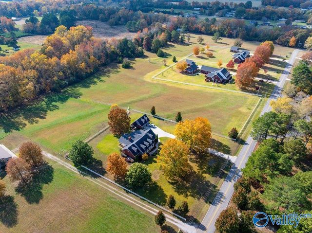 506 Mulberry Road, Hazel Green, AL 35750